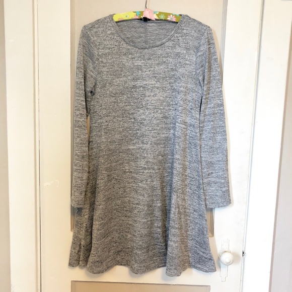 Cable & Gauge Dresses & Skirts - Cable & Gauge Long Sleeve Gray Swing Dress